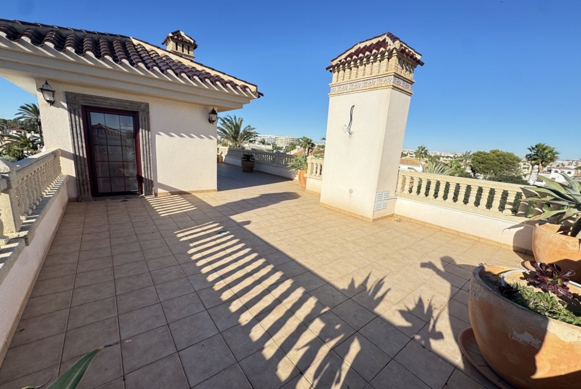 Luxury Villa in Cabo Roig