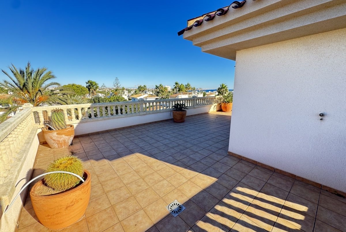 Luxury Villa in Cabo Roig - Teresa