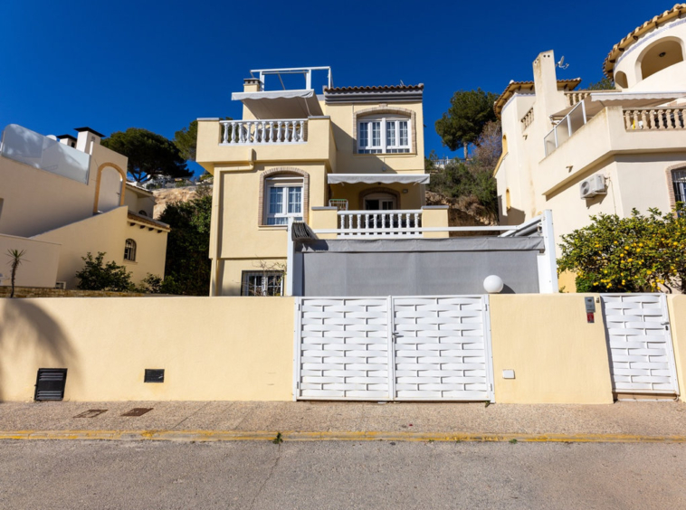 Detached Villa