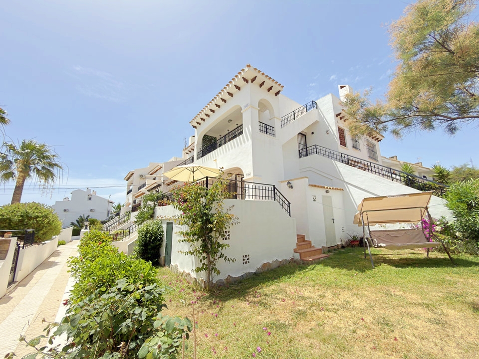 [title(2,Appartement,Villamartin)]