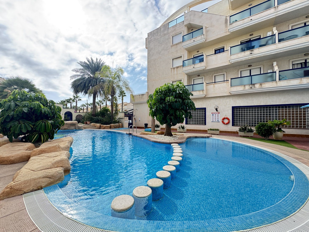2 Chambres Appartement en Cabo Roig